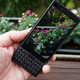Imagen para el artículo titulado Unihertz Titan Slim: una BlackBerry Android sencilla y barata reservada para nostálgicos del teclado físico